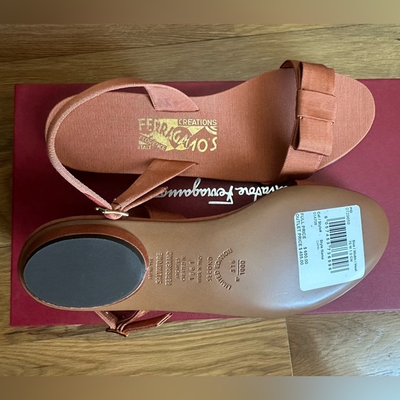 Salvatore Ferragamo Designer women sandals - Picture 4 of 4